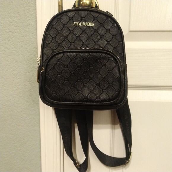 NWOT Steve Madden Mini Backpack Nice! - Picture 1 of 16
